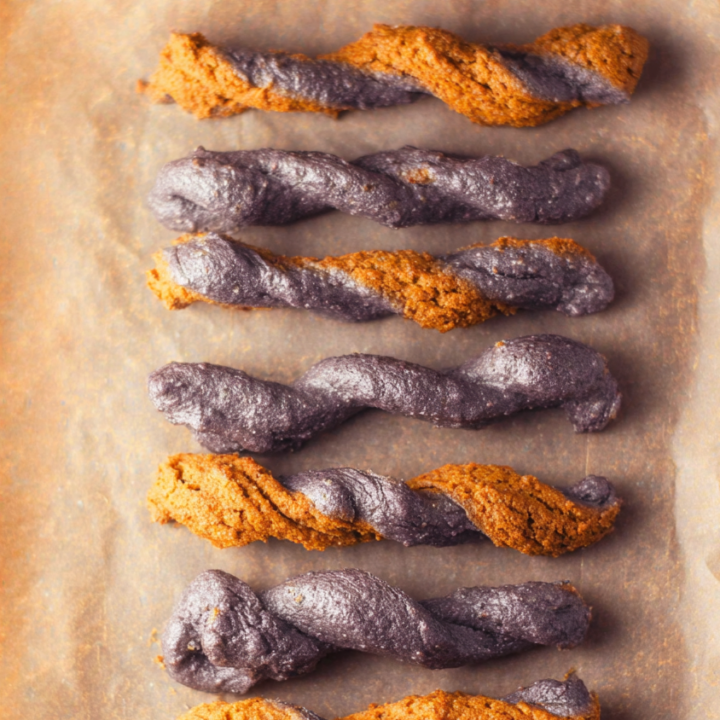 Blueberry Twist Baked Treats for Dogs